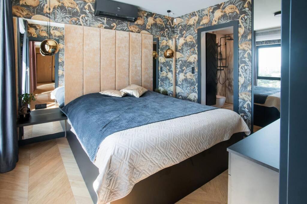 Luksusowy Penthouse Z Jacuzzi I Widokiem Na Morze Apartment Gdynia Ngoại thất bức ảnh